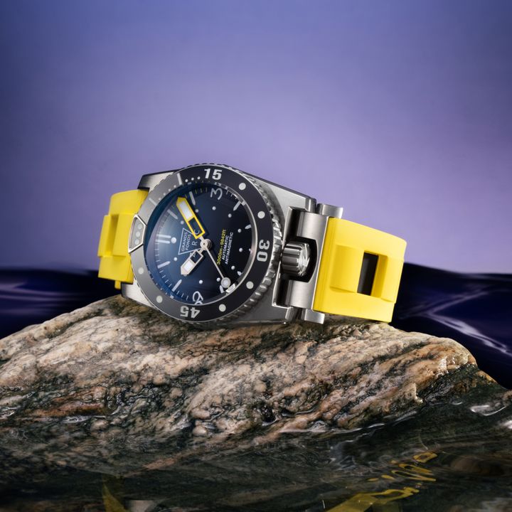 Montre ZRC GF3000